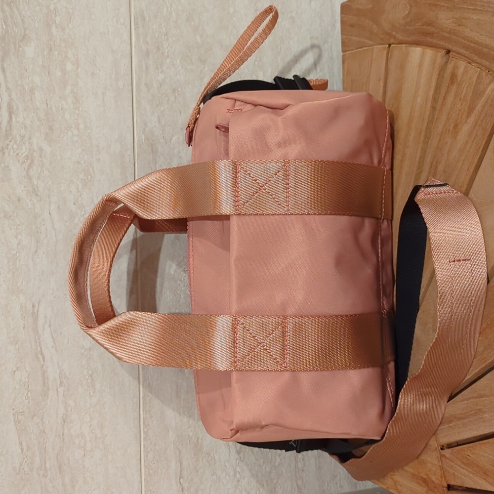 Everlane Crossbody Bag in Peach and Tan